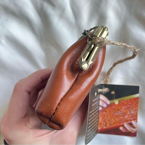 NWT | PATRICIA NASH British Tan Kisslock Coin Card Holder Pouch - Picture 4 of 9